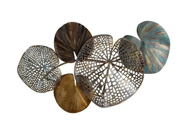 Escultura de pared de metal 'Gilded Water Lilies'