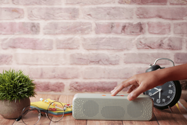 un altavoz bluetooth