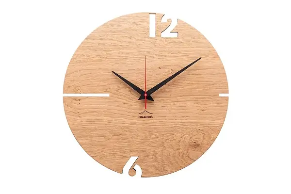 Reloj de pared de diseño 'Puhr (oak round)'